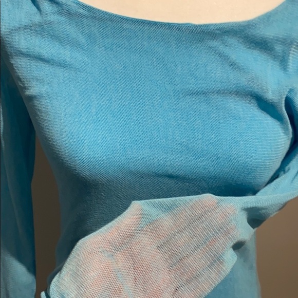 🌸Lola Blue Tunic long sleeves - Picture 4 of 6